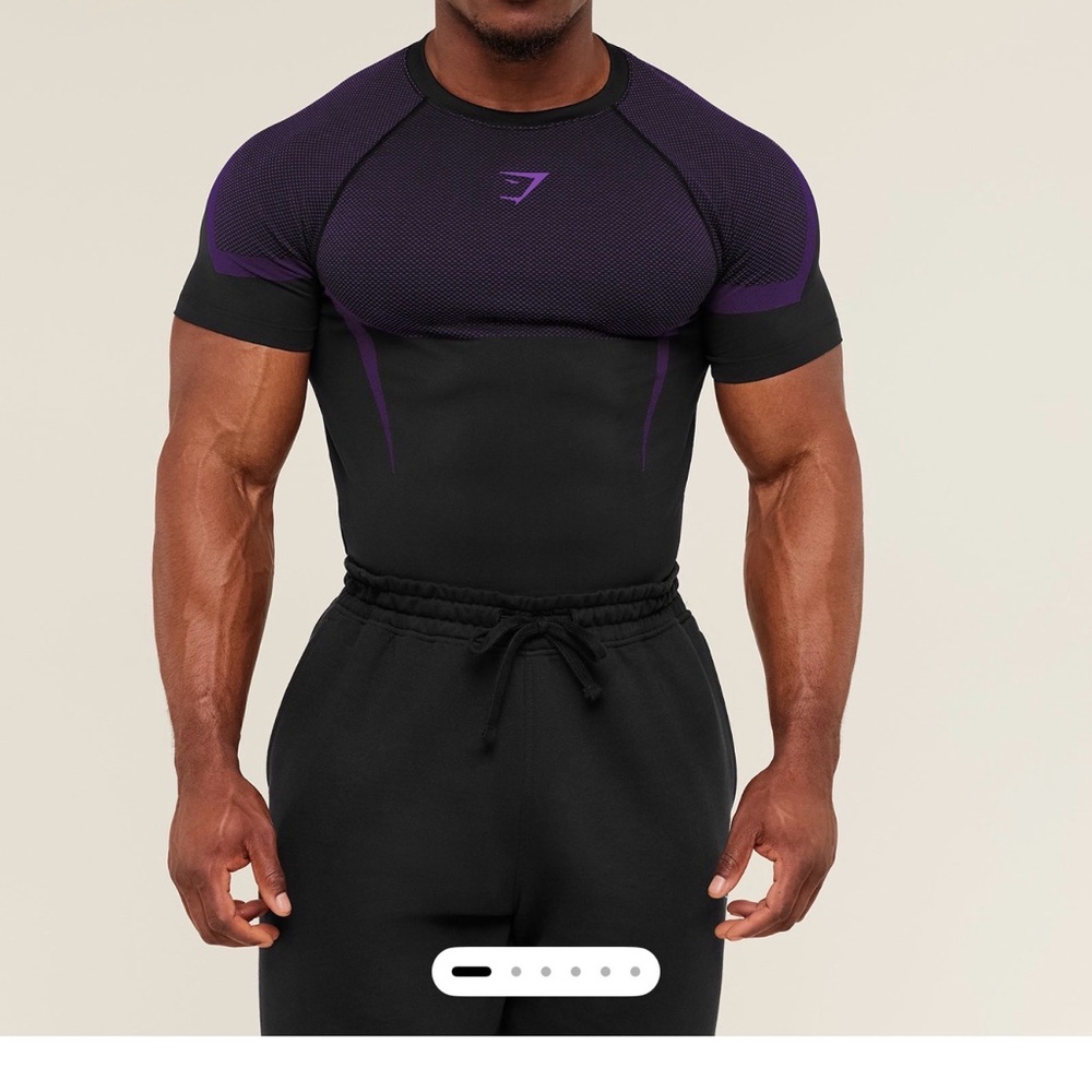 Gymshark Onyx V5 short sleeve purple